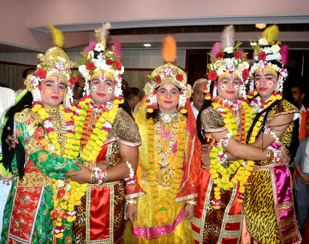 श्री रामलीला परेड कानपुर की कुछ झलकियां