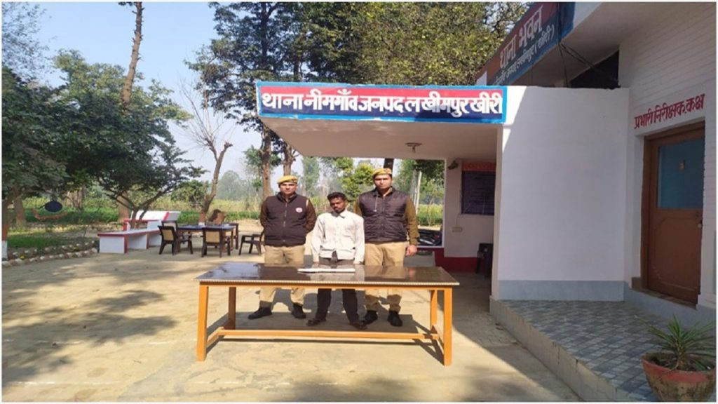 थाना नीमगांव पुलिस द्वारा, वांछित अभियुक्त लक्ष्मन पुत्र कढिले को आलाकत्ल बघौड़ी बरामद कर गिरफ्तार किया गया