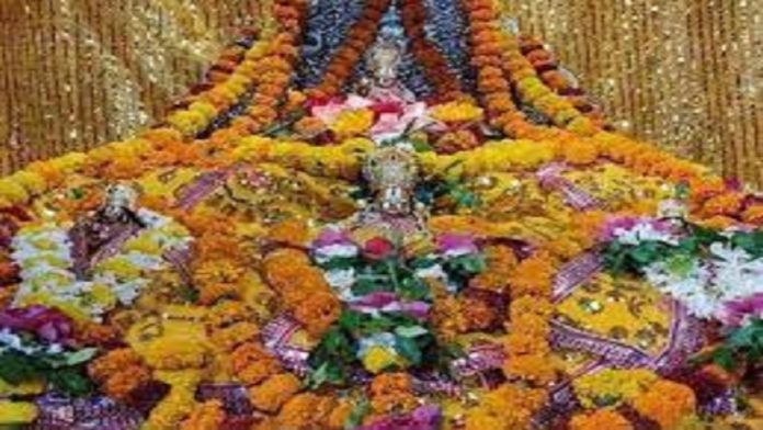 अयोध्या में राम नवमी के अवसर पर राम जन्मभूमि तीर्थ क्षेत्र ट्रस्ट 9 दिन कर रहा है भव्य आयोजन