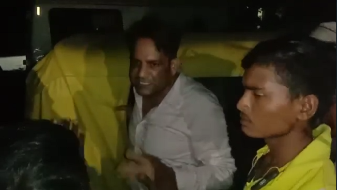 युवक का अपहरण कर ले जा रहे अपहरणकर्ताओं की गाड़ी पुलिस ने पकडी ,मौके पर कार छोड़कर आरोपी फरार