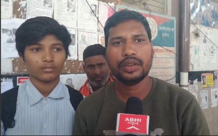 मध्य प्रदेश से गायब हुआ किशोर जीआरपी मथुरा ने परिजनों को किया सुपुर्द