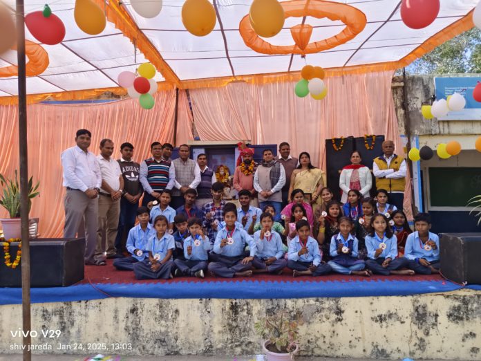 Anniversary program celebrated with pomp in Government Higher Secondary School, Ritholi