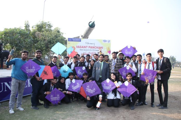 Spring festival celebrated with enthusiasm in Sanskriti University