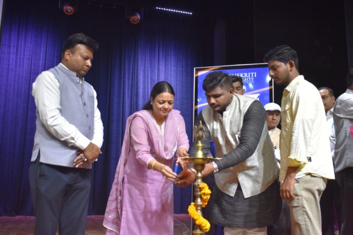 Juniors gave emotional farewell to seniors in Sanskriti University