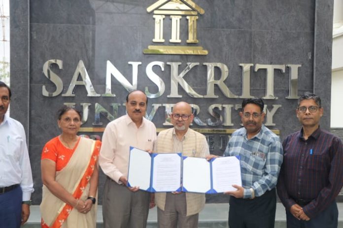 An important agreement was signed between Sanskriti University and V-Serve